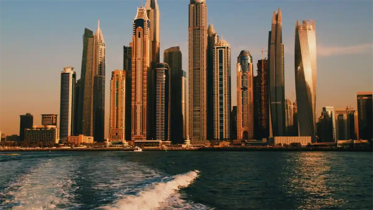 Dubai salary – Dubai Marina high-rise buildings by the sea