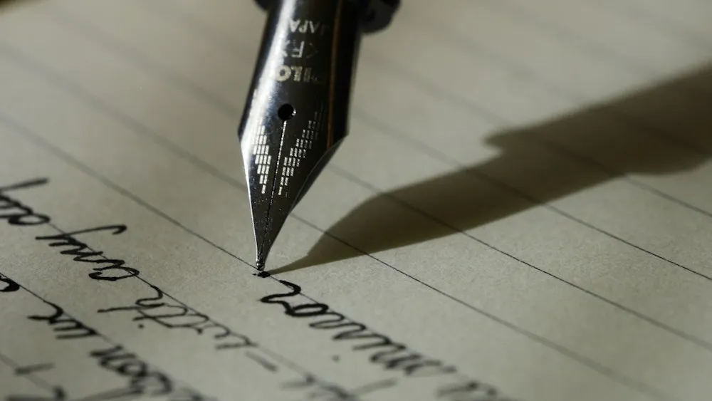 Writing a CV by hand – CV format for Gulf jobs