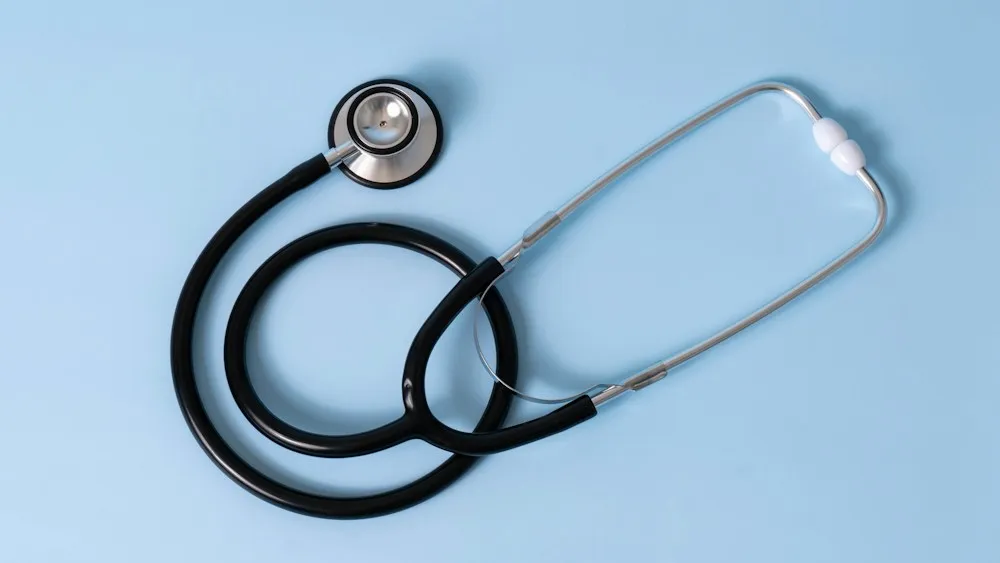 Nurse Jobs in Gulf 2026: 7 Essential Steps for DHA, MOH & Prometric Success Stethoscope – Prometric and DHA exam preparation for nurses
