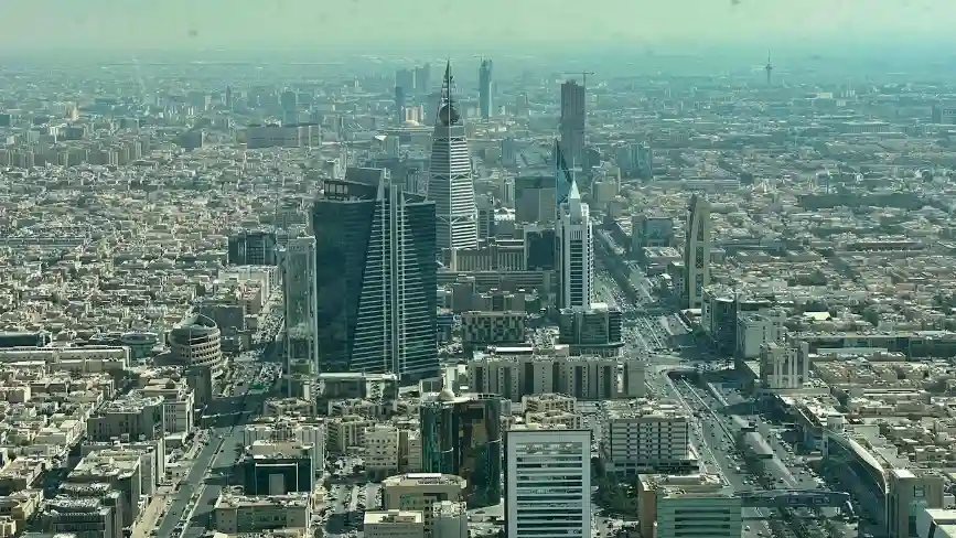 Modern buildings in Riyadh – engineering careers in Saudi Arabia