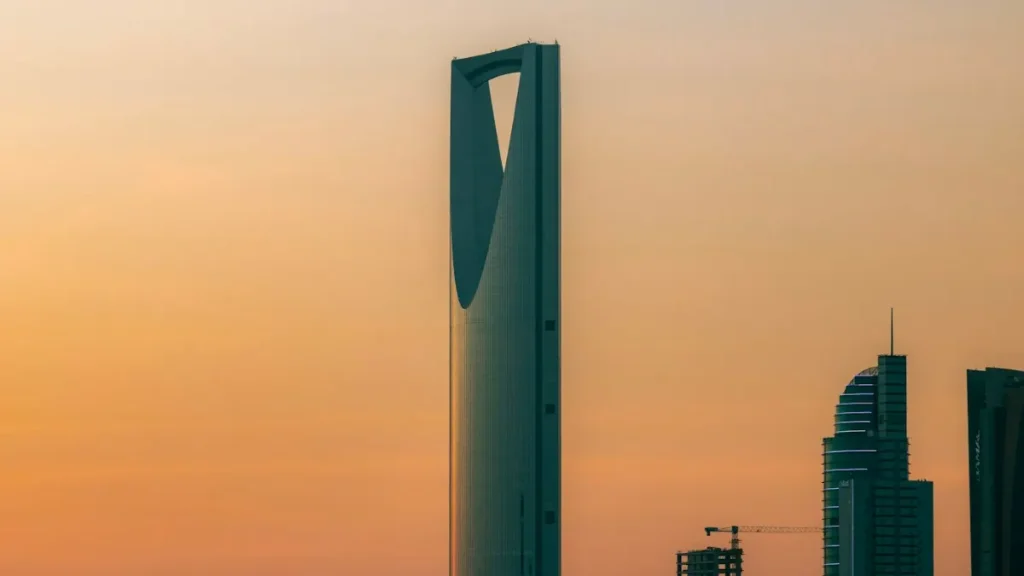 Saudi Salary Guide 2026: Pay Ranges for Indians by Job, Benefits & Tips Saudi Salary Guide 2026: Pay Ranges for Indians by Job, Benefits & Tips